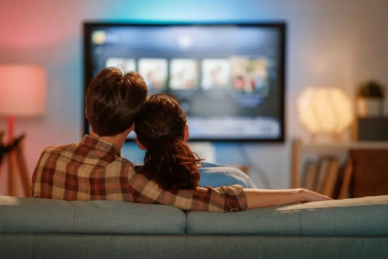 Como assistir TV ao vivo grátis? Veja 8 passos!